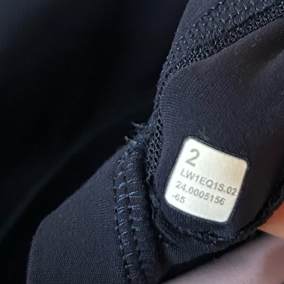 Lululemon Align Bodysuit 6" Color Block Asymmetrical One Piece Romper Size 2 - Picture 7 of 7